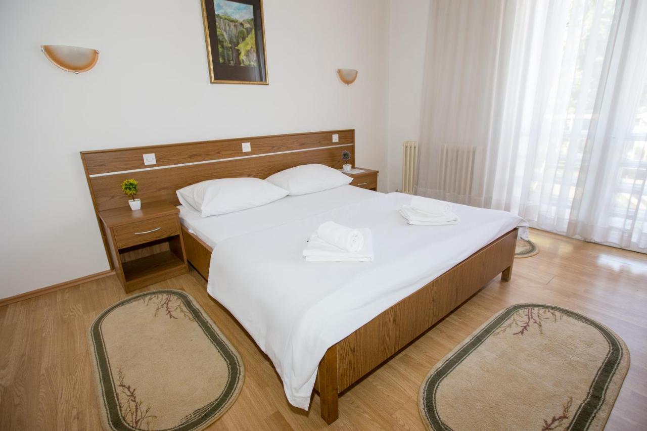 Hotel Onogost Nikšić المظهر الخارجي الصورة
